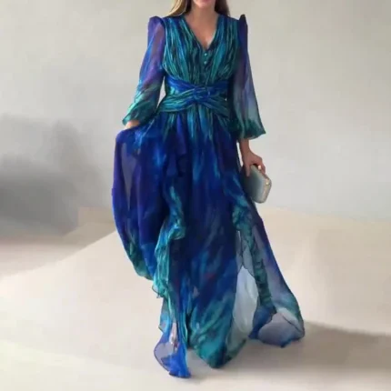 فستان نسائي أنيق بتدرجات ناعمه